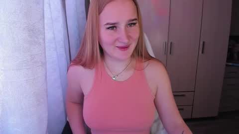 kitten_sun online show from February 21, 6:18 am