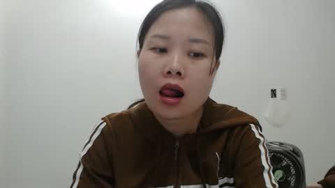 kitti_baby2x online show from March 21, 8:19 am