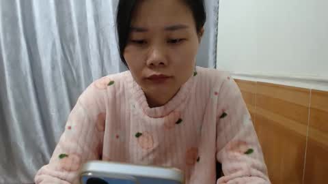 kitti_baby2x online show from November 14, 2:44 am