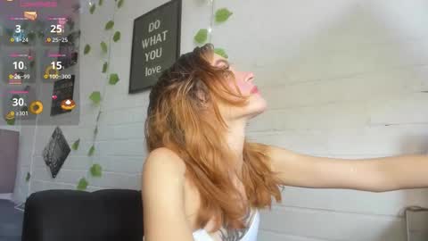  KITTY online show from November 24, 8:33 pm