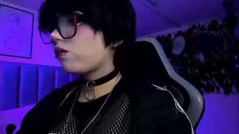 Camila online show from March 17, 1:09 am