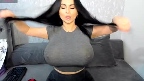 kitty_hotx online show from January 1, 8:47 pm