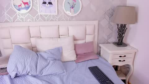 kitty iris  online show from April 10, 3:40 pm