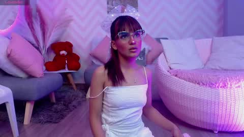 KITTY online show from September 30, 1:28 pm