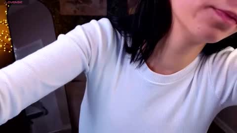 kitty online show from March 15, 9:00 am