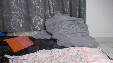 kittygleam online show from September 30, 6:57 pm