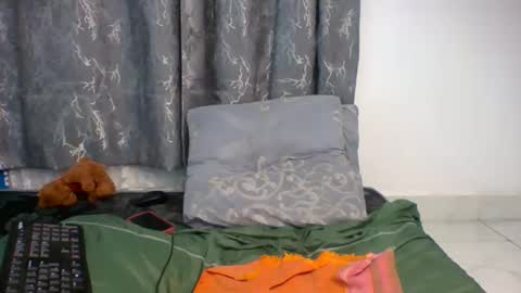 kittygleam online show from September 24, 8:02 am