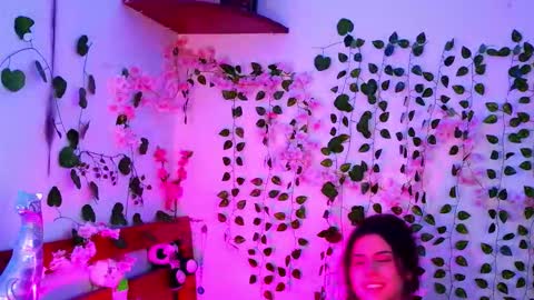 Kittyuwu  online show from October 20, 8:01 pm