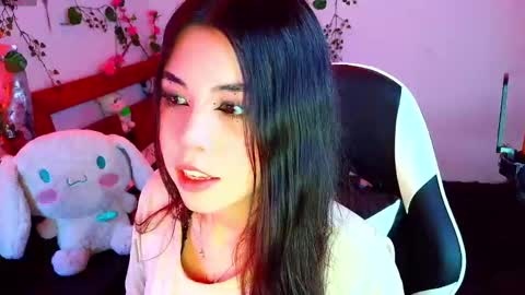 Kittyuwu  online show from September 15, 1:03 am