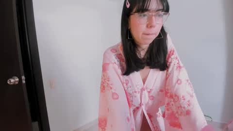 Little piece of fruit online show from January 28, 5:14 pm