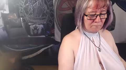 Michelle online show from March 2, 7:09 am