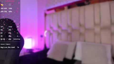   online show from September 11, 10:43 pm