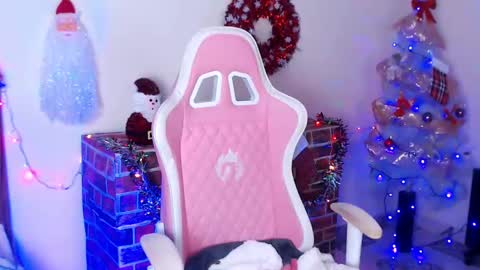 Kloe online show from December 23, 3:50 am