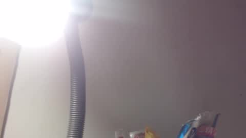 Kloe online show from December 16, 5:35 am