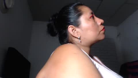 Kloe online show from November 22, 2:36 am