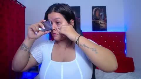 kriss_sweetboobs online show from February 16, 10:32 am