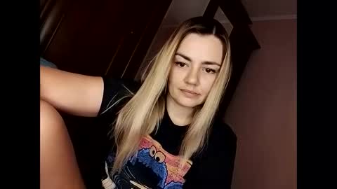 KrissSexi online show from September 20, 7:28 am