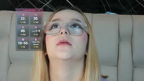 kristal online show from November 30, 2:21 pm