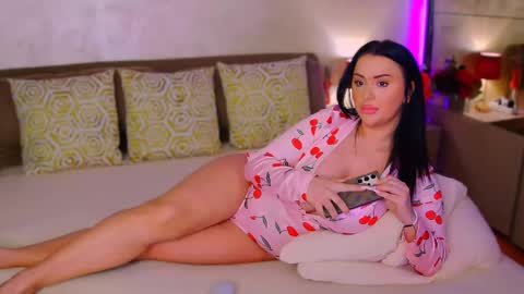 kristal_madness online show from March 12, 9:35 pm