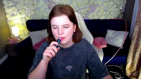 kristifoxy online show from March 16, 6:17 am