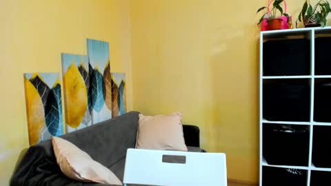 Christina online show from November 20, 5:47 pm