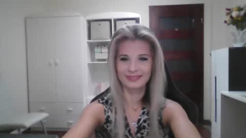 KristineAmore online show from October 8, 7:35 am