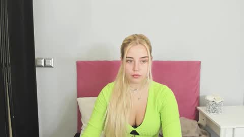 KristyFlowers online show from January 31, 6:13 am