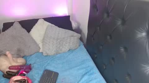 kryystaladams online show from October 8, 9:30 pm