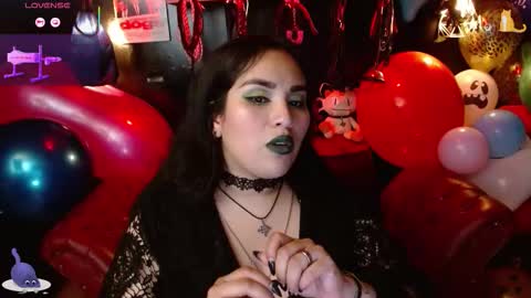 Fetiche Woman online show from September 8, 7:35 pm