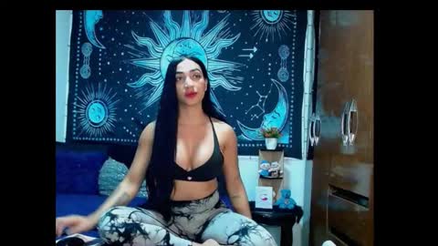 kylie online show from February 10, 10:40 pm