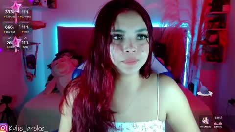 k ylie online show from September 29, 10:15 pm