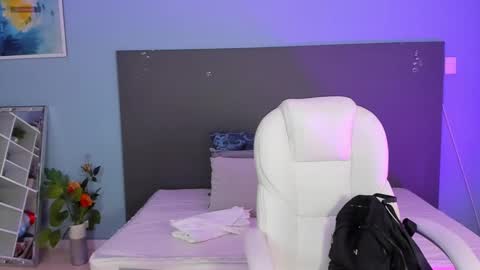 Kylie Reyes  online show from December 11, 7:46 pm