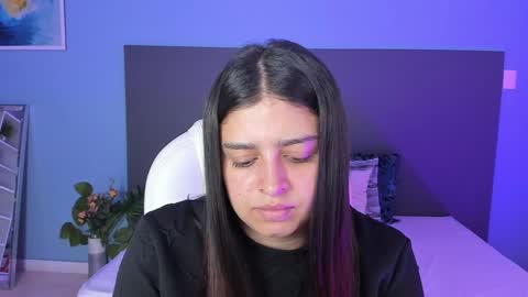 Kylie Reyes  online show from February 24, 7:30 pm