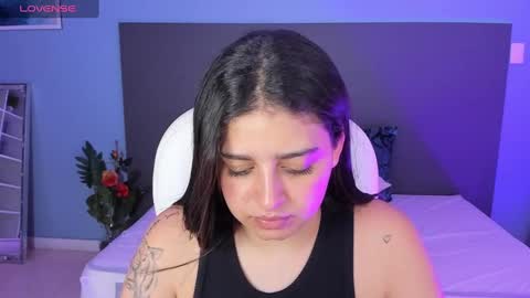 Kylie Reyes  online show from March 6, 8:27 pm