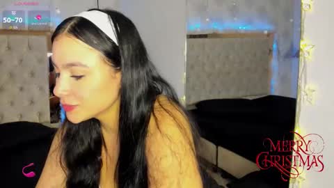  Kylie  online show from December 18, 1:05 pm