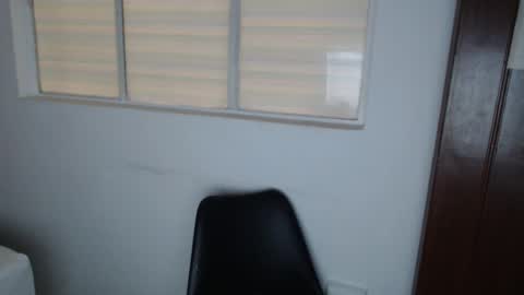 Melissa online show from February 9, 11:36 am