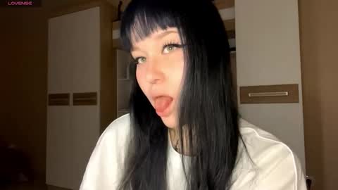 Eva online show from October 27, 7:26 am