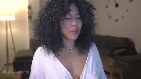 schedule 300 pm - 1100pm colombia time online show from September 17, 12:08 am