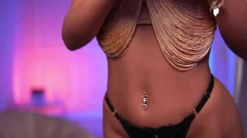 Kyssa online show from April 8, 7:16 pm