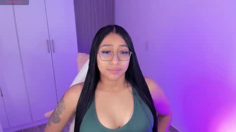 IG  online show from March 4, 5:19 pm