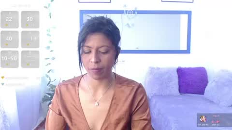 Sara online show from June 26, 8:10 pm