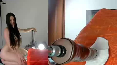 LACI LOST online show from September 25, 1:15 am