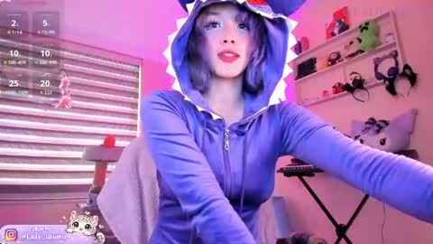 Lady Akumu  -  -   online show from April 15, 5:46 pm