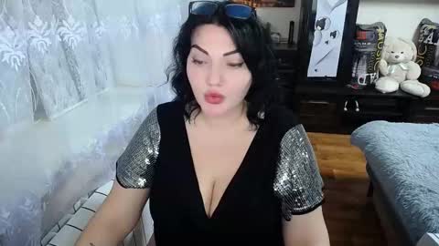 lady_boom_ online show from February 14, 5:46 pm