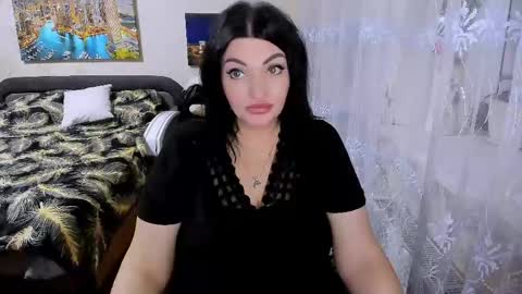 lady_boom_ online show from April 17, 5:48 pm