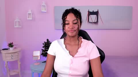 Karla - Instagram   lady karla1 online show from February 25, 4:57 pm