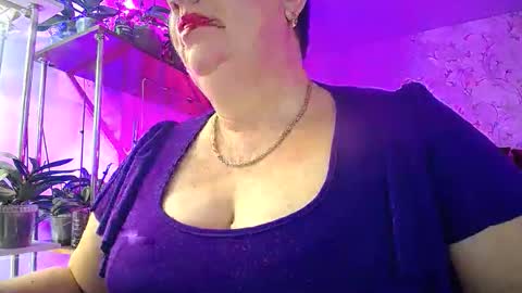 Lady Gloria online show from November 24, 8:27 am