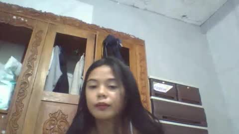 lady_krisha online show from February 13, 1:51 am
