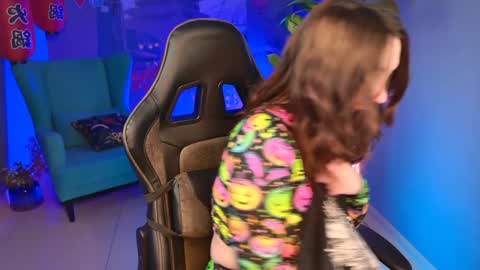 Angelica online show from December 3, 9:09 am