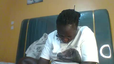 lindah32 online show from March 22, 6:58 pm